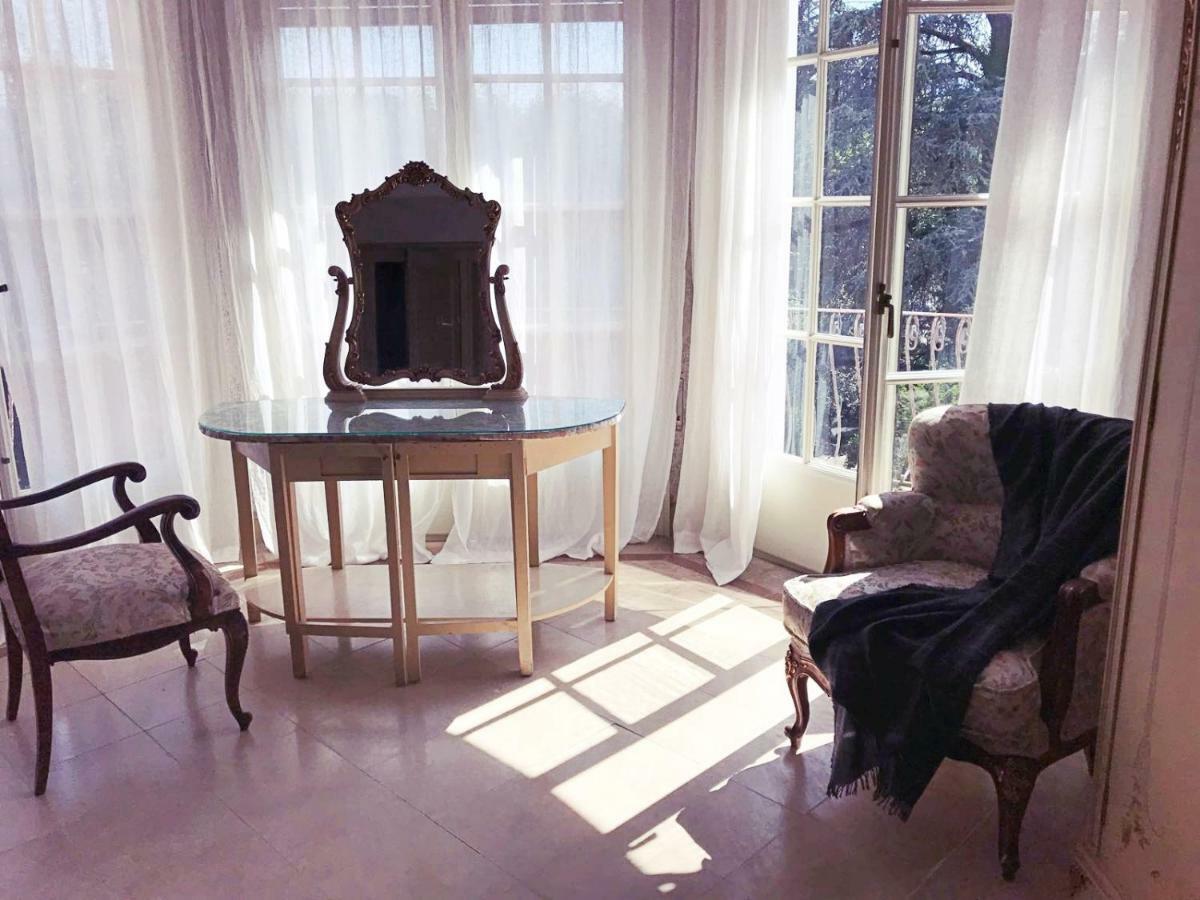 Espectacular Casa Chateau En El Centro De Олот Екстериор снимка